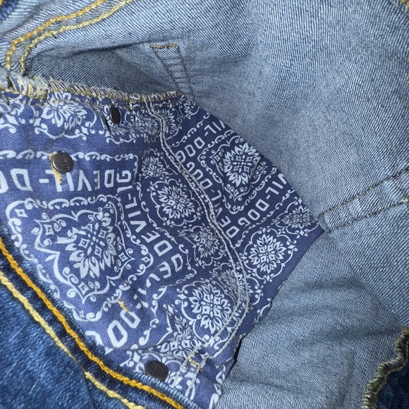 Devil Dog brand men’s button-down jeans in excellent condition. Size 40x32 - Picture 7 of 12